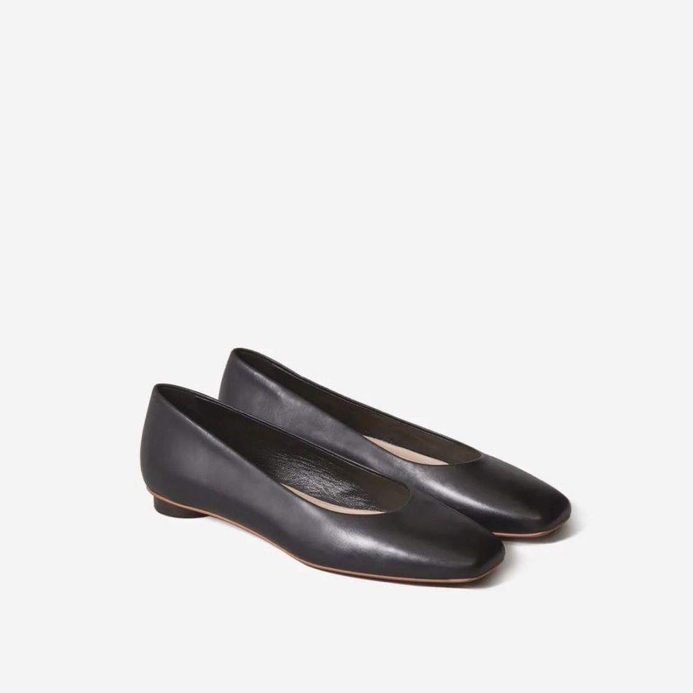 Everlane The 90s Flat
